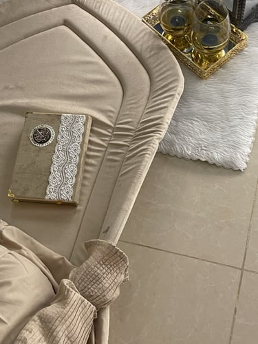 طقم مخملي الباليسة