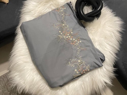 شرشف صلاة مطرز