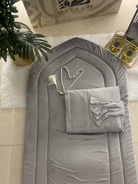 طقم مخملي الباليسة’