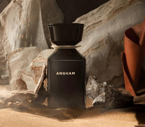 أنغام من دار الفخامة العمانية