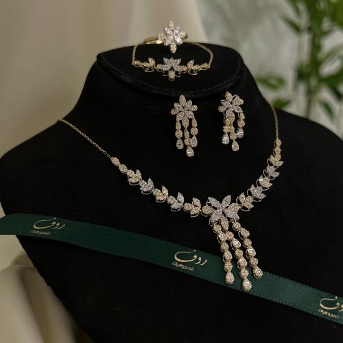 طقم ذهب عيار18–4317