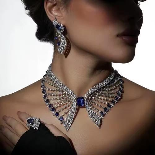 طقم الفراشة