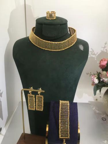 طقم ايطالي-٢