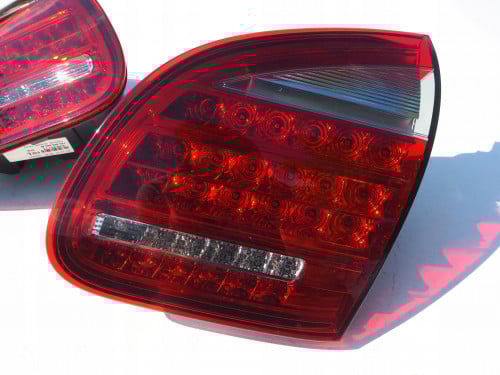 اصطب شنطة يسار بورشه كايين 2013