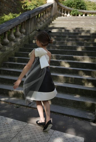 أناقه كلاسيكيه فاخره بالأبيض والأسود