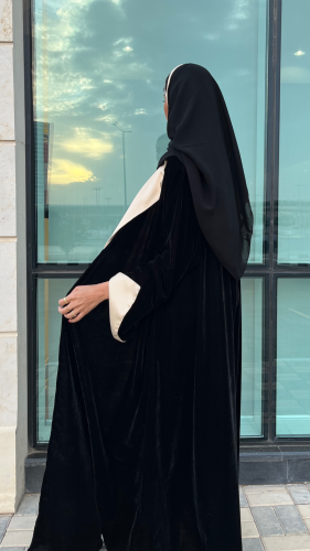 Black Onyx Abaya