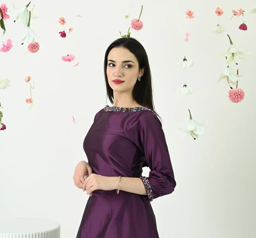 فستان كلوش بنفسجي