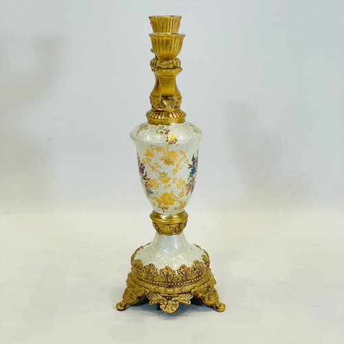 شمعدان التاج ثلاث شمعات