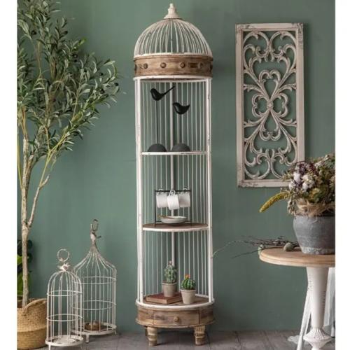 ستاند معدني أبيض بأسطح خشبية بتصميم ريفي