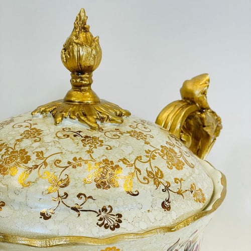 صحن روز كلاسيك مع غطاء