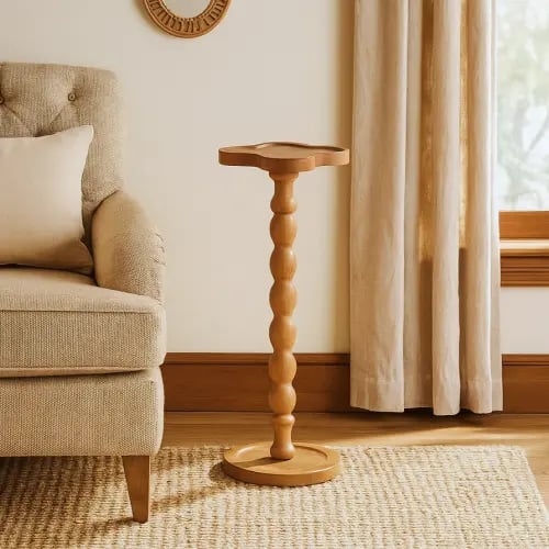 طاولة خشبي كلاسيكي راقية