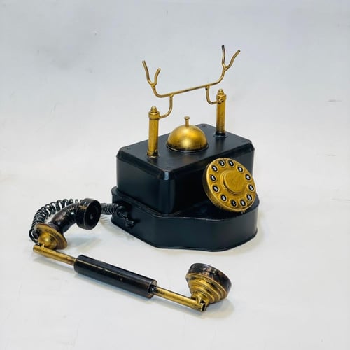 تحفة تلفون حديد كلاسيكي