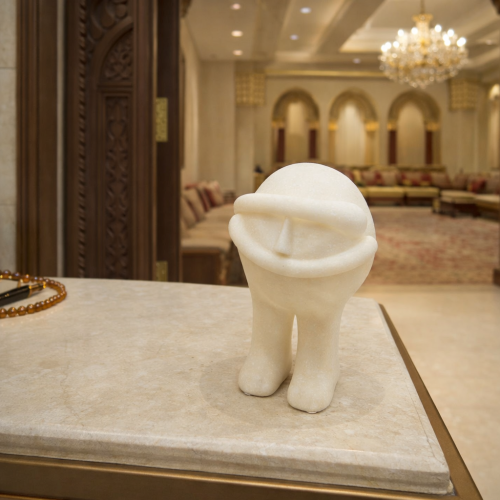 تحفة سِمْت بساطة فنية معاصرة