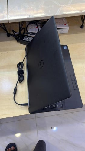 لابتوب ديل لاتيتيود dell 5570 5570