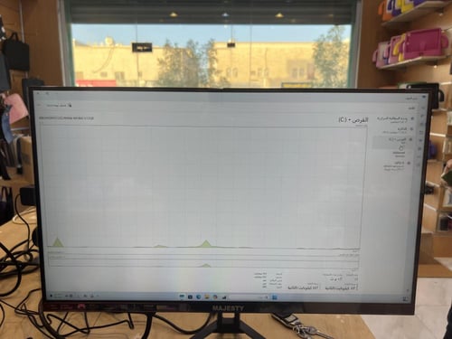 بي سي قيمينق وشاشة