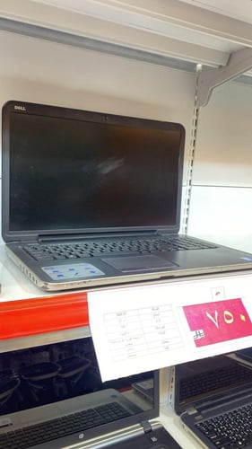 deel 17 حجم 17 بوصة