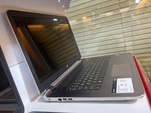 Hp كور اي 7 حجم 17 بوصة