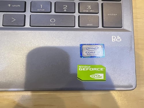 Hp i7 مع كرت شاشة انفيديا