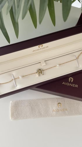 اسوره اقنر ذهبي مع لؤلؤ هاي كوالتي