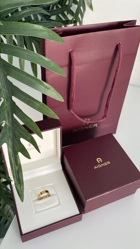 دبلة اقنر ذهبي مع محلقاته