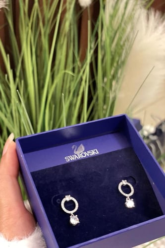 ‏حلق سواروفسكي دائري فضي مع الملحقات