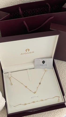 طقم اقنر ذهبي سلسال وحلق واسوره مع ملحقاته