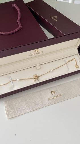 اسوره اقنر ذهبي مع لؤلؤ هاي كوالتي