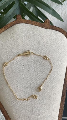 اسورة اقنر ذهبي (بدون ملحقات)