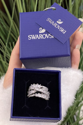 خاتم سواروفسكي فضي مع الملحقات