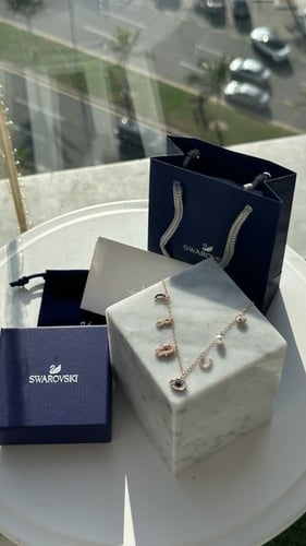 تشوكر العين روز قولد سواروفسكي مع الملحقات