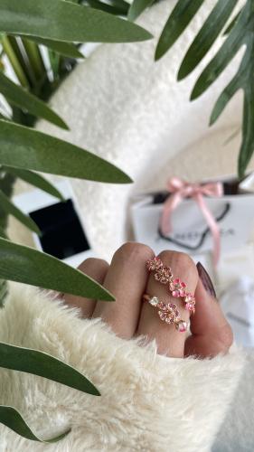 خاتم الورده باندورا مع ملحقاته