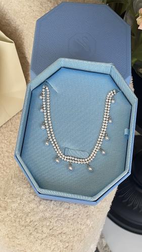 ‏سلسال سوارفسكي فضي مع لؤلؤ مع ملحقاته