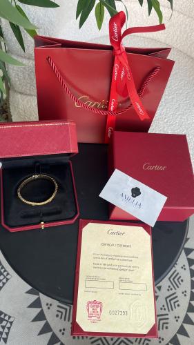 اسورة ذهبي كارتير مقاس ١٧ مع ملحقاته هاي كواليتي