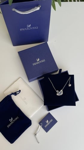 سلسال سوارفسكي البطة فضي مع ازرق مع الملحقات
