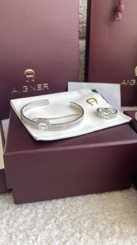 اساور اقنر مع خاتمهامع الملحقات