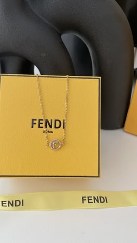 سلسال فندي مع الملحقات