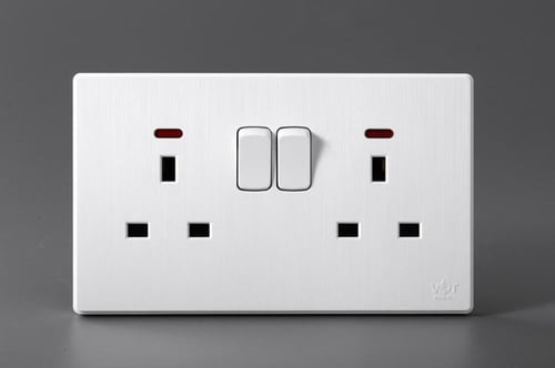 فولتكس فيش 13 امبير بيانو مدخلين مع مفتاحين VT-39