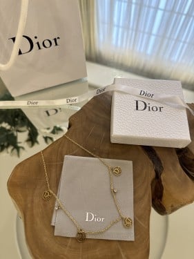 سلسال ديور مع الملحقات