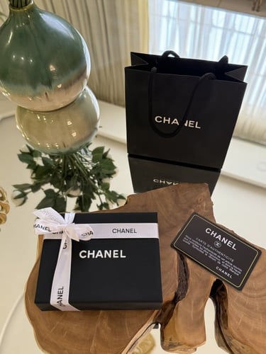 اسوارة شانيل شامل الملحقات