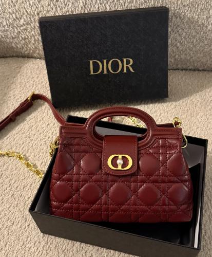 شنطة براند Dior