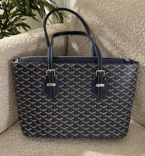 شنطة براند GOYARD