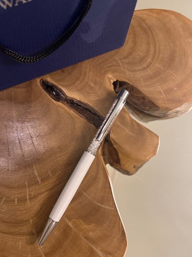 قلم سوارفسكي ابيض