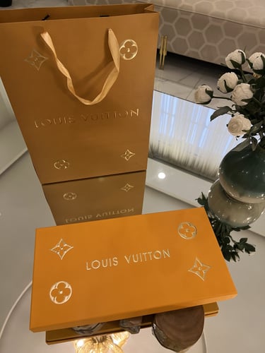 سكارف لويس فيتون