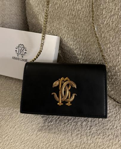 شنطة براند roberto cavalli