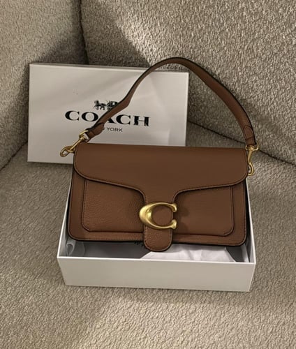 شنطة براند COACH