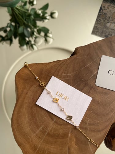 اسوارة ديور شامل الملحقات