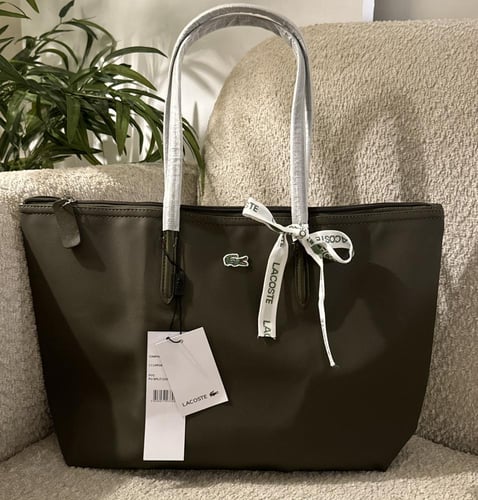 شنطة براند LACOSTE