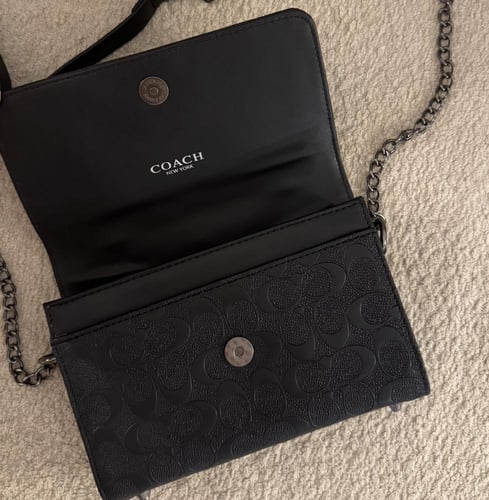 شنطة براند COACH