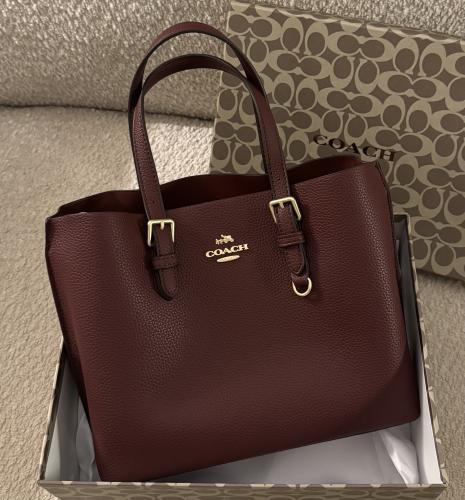 شنطة براند COACH