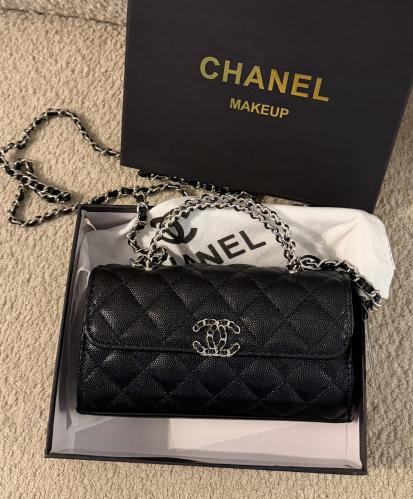 شنطة براند CHANEL